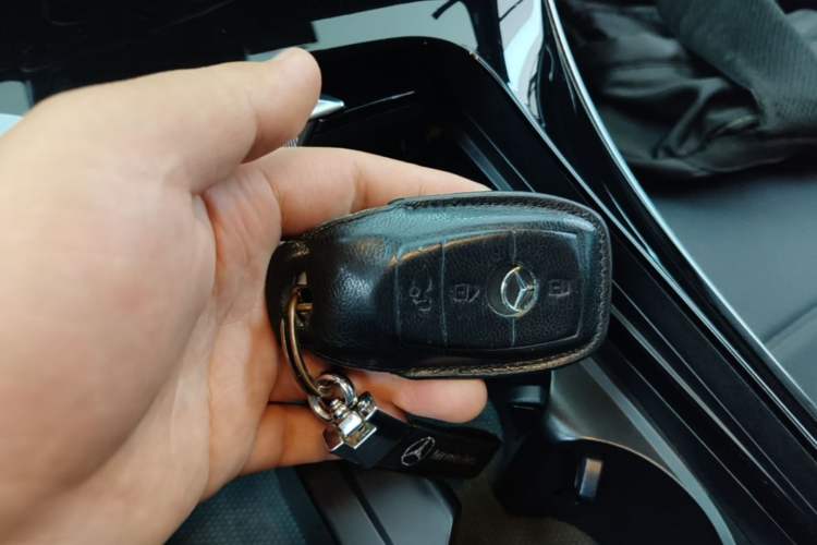 Used Mercedes-Benz C-Class 2022 C 200 L Sport Edition Vehicle Key