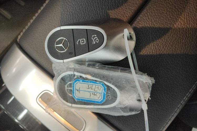 Used Mercedes-Benz C-Class 2022 Restyled C 200 L Sport Edition Vehicle Key