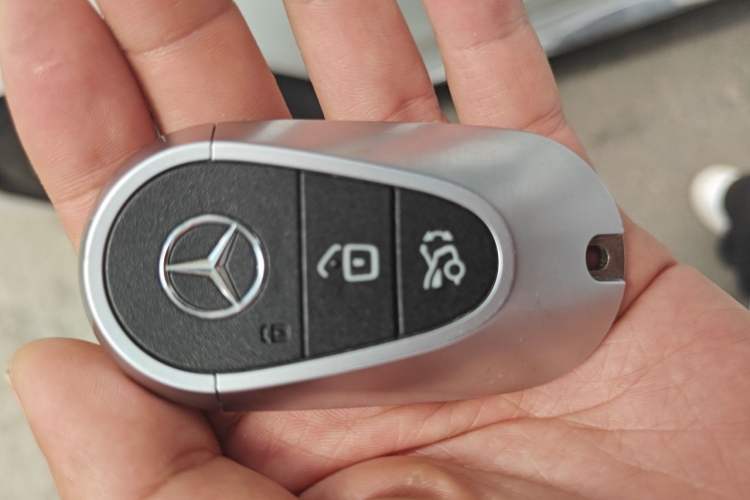 Used Mercedes-Benz C-Class 2022 C 260 L Vehicle Key