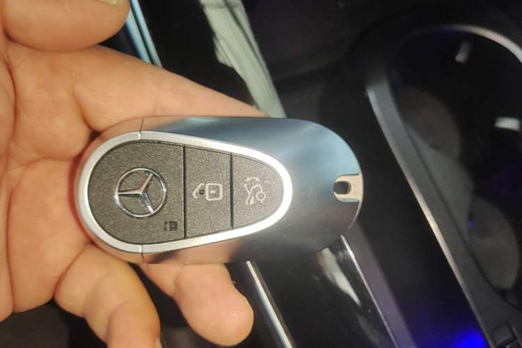 Used Mercedes-Benz C-Class 2022 C 200 L Sport Edition Vehicle Key