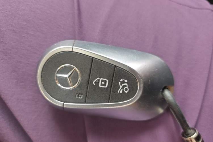 Used Mercedes-Benz C-Class 2022 Restyled C 260 L Sport Edition Vehicle Key