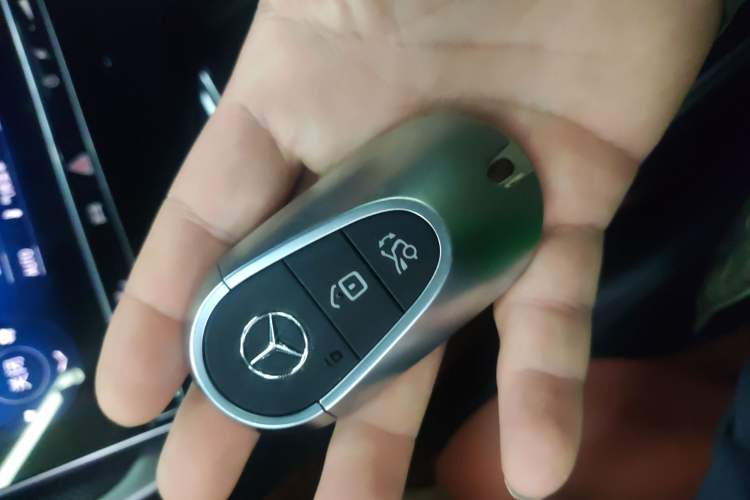 Used Mercedes-Benz C-Class 2022 C 260 L Sport Edition Vehicle Key