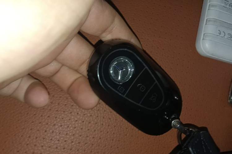 Used Mercedes-Benz C-Class 2022 Restyled C 260 L Sport Edition Vehicle Key