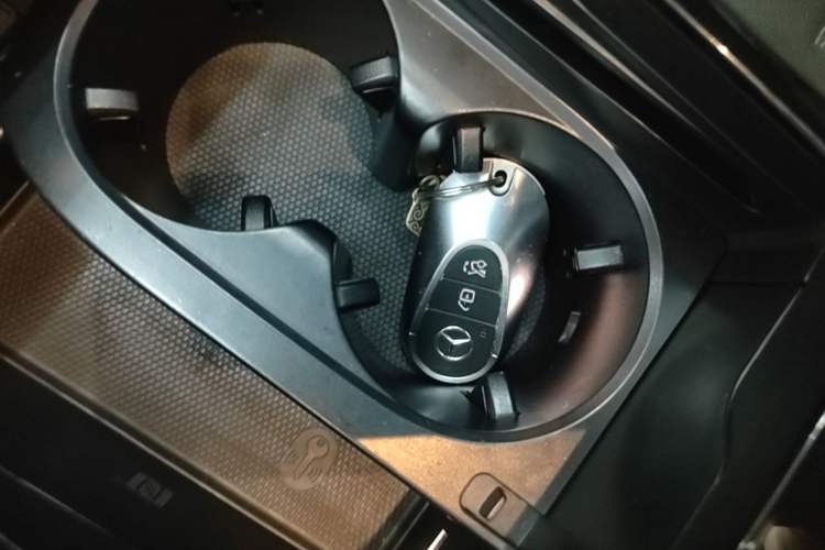 Used Mercedes-Benz C-Class 2022 C 260 L Sport Edition Vehicle Key