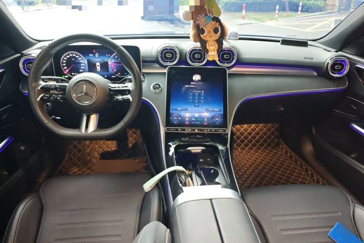 Used Mercedes-Benz C-Class 2023 C 260 L Sport Edition Center Console