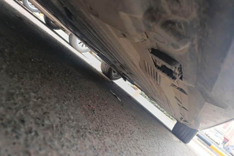Used Mercedes-Benz C-Class 2023 C 200 L Sport Edition Chassis Front Left