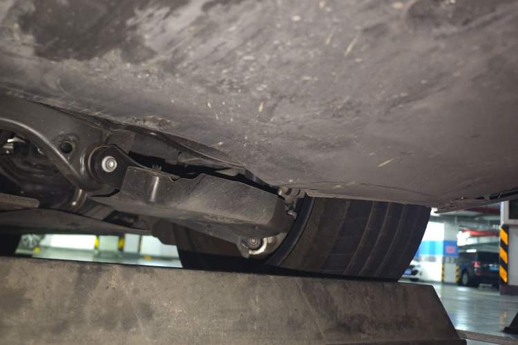 Used Mercedes-Benz C-Class 2023 Second Facelift C 260 L Starry Night Sports Edition Chassis Rear Right