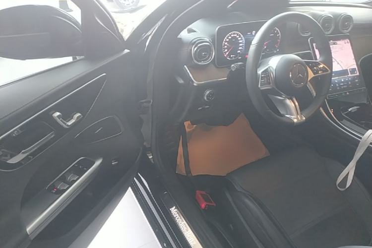 Used Mercedes-Benz C-Class 2023 C 260 L Driver Seat