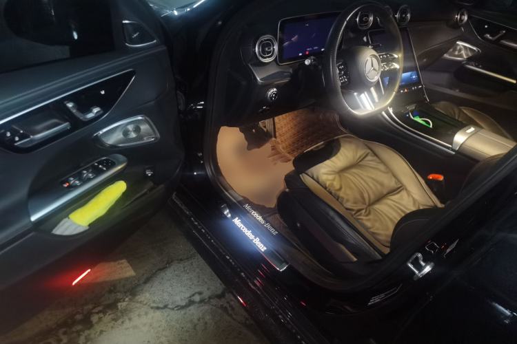 Used Mercedes-Benz C-Class 2023 Second Facelift C 260 L Starry Night Sports Edition Driver Seat