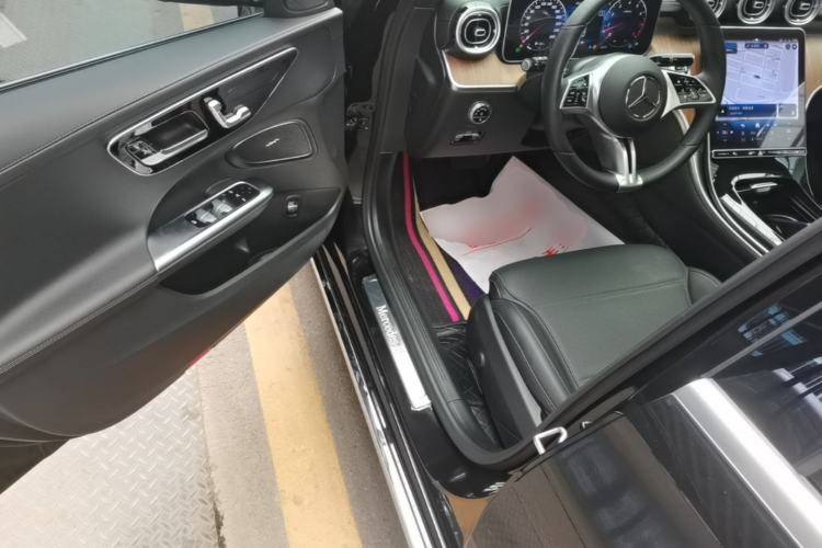 Used Mercedes-Benz C-Class 2023 Facelift C 260 L Driver Seat