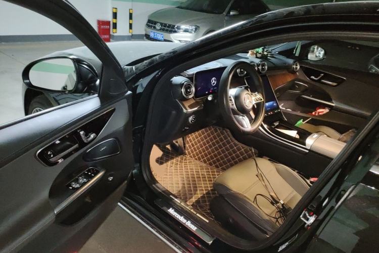 Used Mercedes-Benz C-Class 2023 Facelift C 260 L Driver Seat