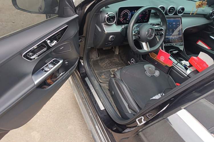 Used Mercedes-Benz C-Class 2023 C 200 L Sport Edition Driver Seat