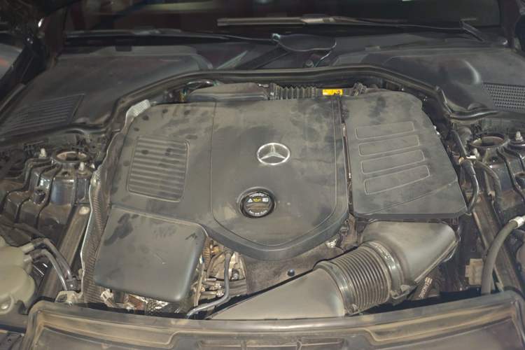 Used Mercedes-Benz C-Class 2023 Second Facelift C 260 L Starry Night Sports Edition Engine Bay