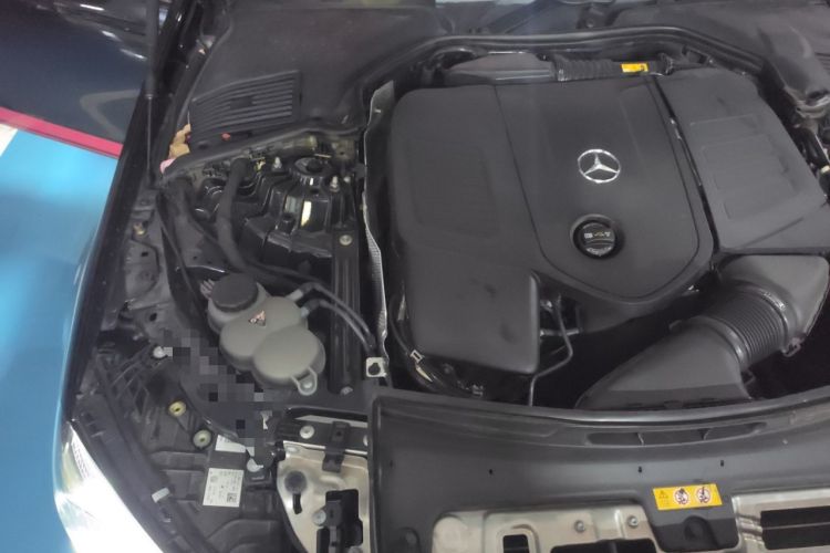 Used Mercedes-Benz C-Class 2023 Restyled C 260 L Night Edition Sports Version Engine Bay Right