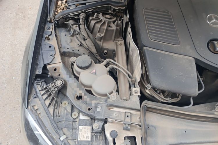 Used Mercedes-Benz C-Class 2023 C 200 L Sport Edition Engine Bay Right