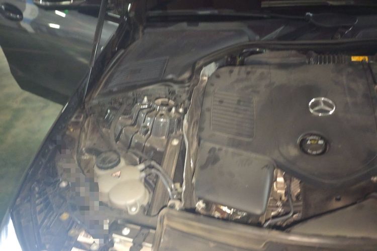 Used Mercedes-Benz C-Class 2023 Second Facelift C 260 L Starry Night Sports Edition Engine Bay Right