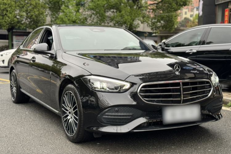 Used Mercedes-Benz C-Class 2023 Facelift C 260 L Exterior 1
