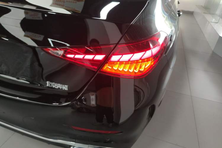 Used Mercedes-Benz C-Class 2023 C 260 L Sport Edition Exterior 3
