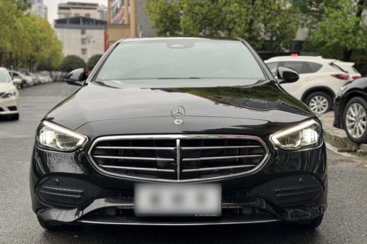 Used Mercedes-Benz C-Class 2023 Facelift C 260 L Exterior 4
