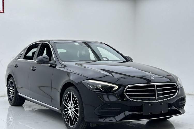 Used Mercedes-Benz C-Class 2023 Facelift C 260 L Exterior 5