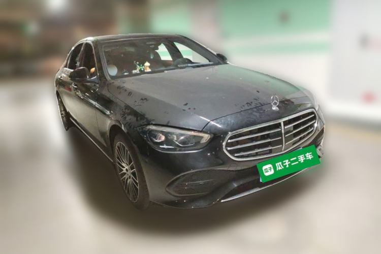 Used Mercedes-Benz C-Class 2023 Facelift C 260 L Front Right 45 Deg