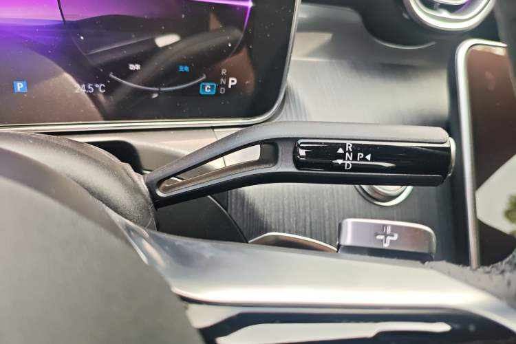 Used Mercedes-Benz C-Class 2023 C 260 L Sport Edition Gear Lever