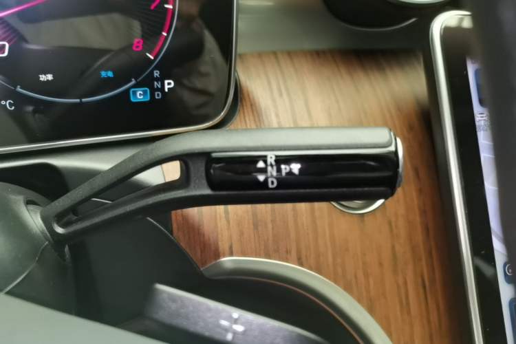 Used Mercedes-Benz C-Class 2023 Facelift C 260 L Gear Lever