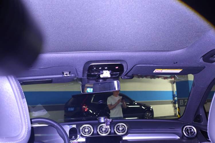 Used Mercedes-Benz C-Class 2023 Second Facelift C 260 L Starry Night Sports Edition Headliner