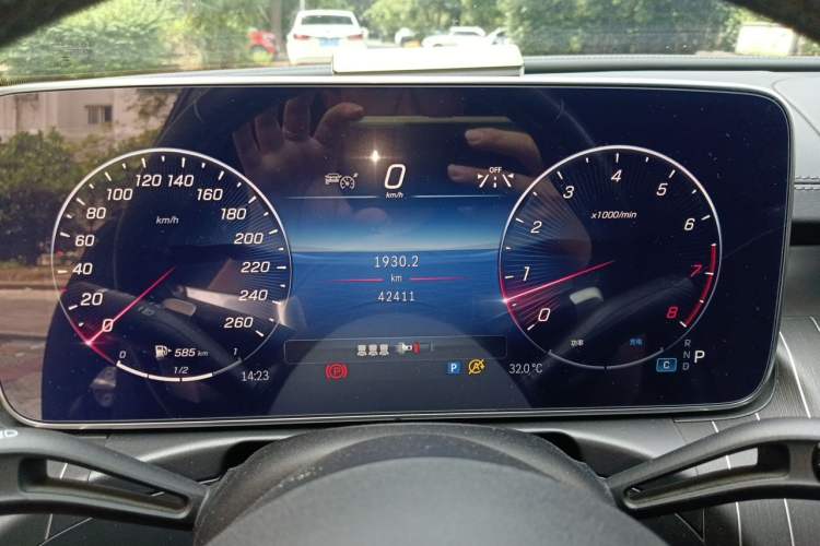 Used Mercedes-Benz C-Class 2023 C 260 L Bright Night Sports Edition Instrument Cluster