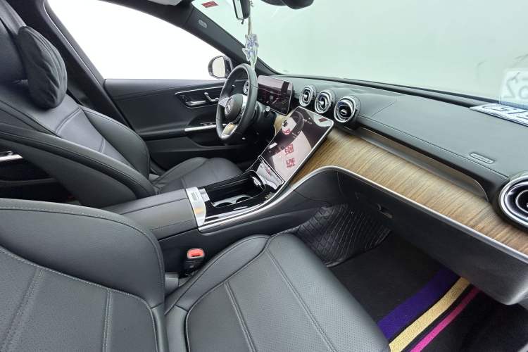 Used Mercedes-Benz C-Class 2023 Facelift C 260 L Interior 10