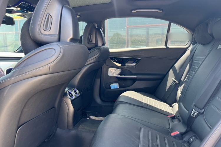 Used Mercedes-Benz C-Class 2023 Restyled C 260 L Sport Edition Interior 3