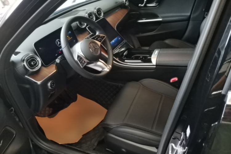 Used Mercedes-Benz C-Class 2023 Facelift C 260 L Left Front Seat
