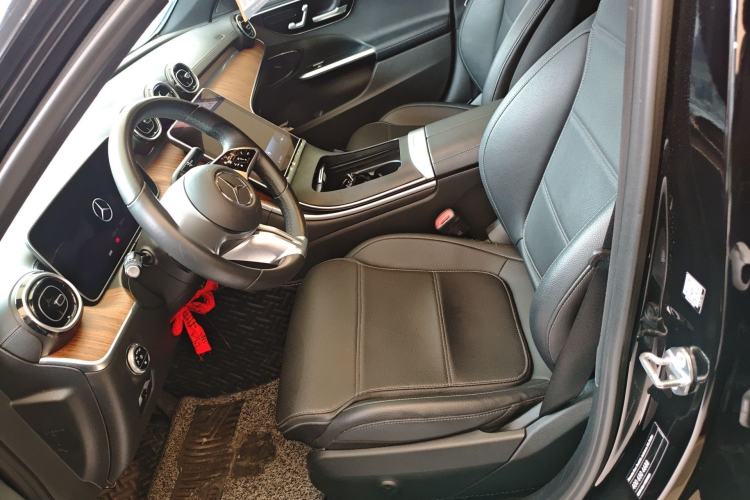 Used Mercedes-Benz C-Class 2023 Facelift C 260 L Left Front Seat