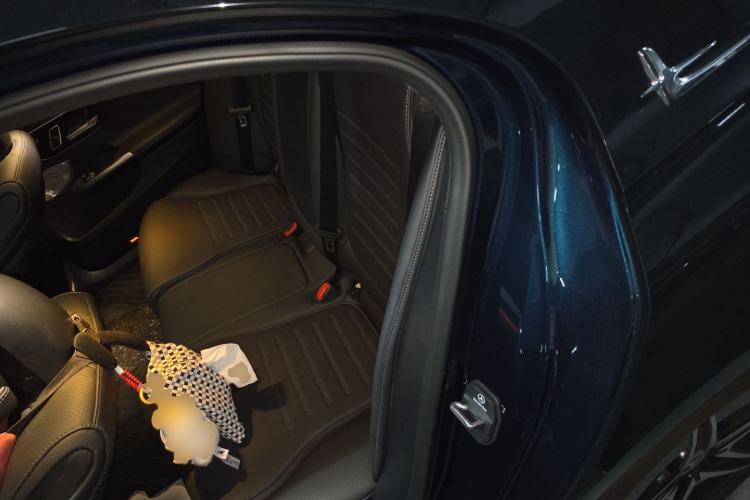 Used Mercedes-Benz C-Class 2023 Restyled C 260 L Night Edition Sports Version Left Rear Seat