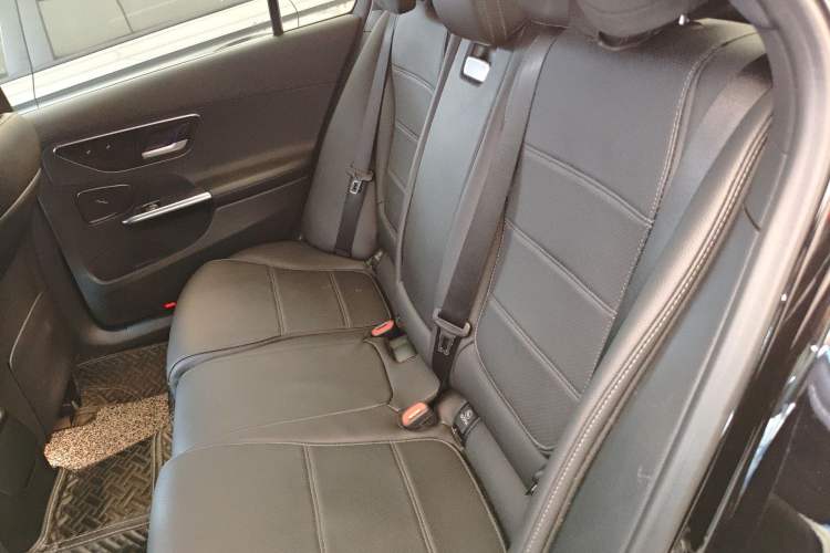 Used Mercedes-Benz C-Class 2023 Facelift C 260 L Left Rear Seat