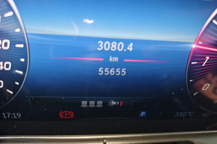 Used Mercedes-Benz C-Class 2023 C 260 L Sport Edition Odometer Close Up