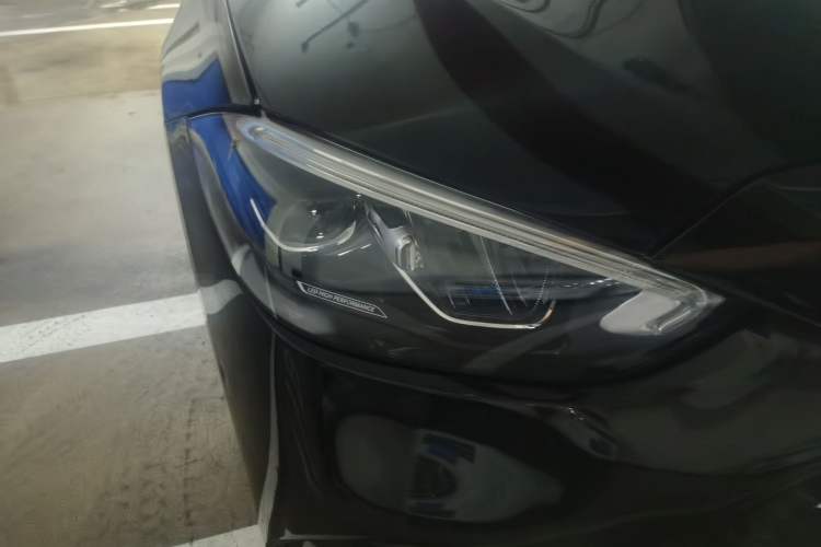 Used Mercedes-Benz C-Class 2023 Second Facelift C 260 L Starry Night Sports Edition Right Front Headlight