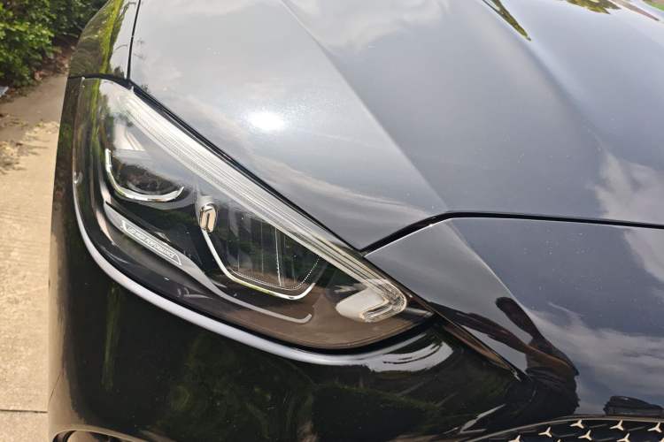 Used Mercedes-Benz C-Class 2023 C 260 L Sport Edition Right Front Headlight
