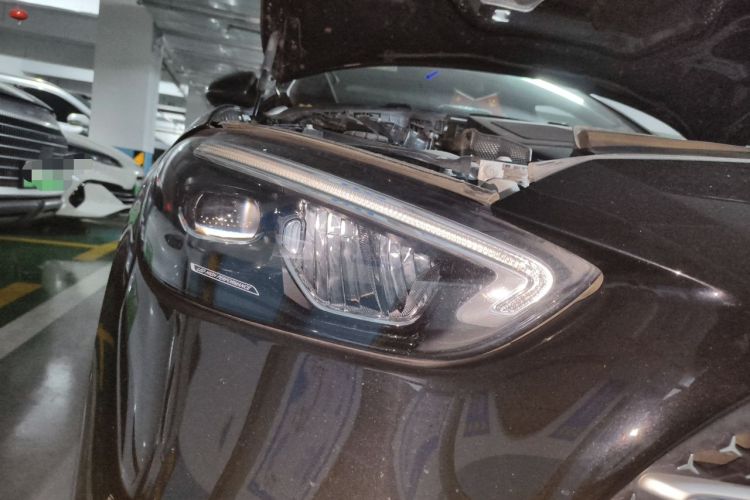 Used Mercedes-Benz C-Class 2023 Restyled C 260 L Sport Edition Right Front Headlight