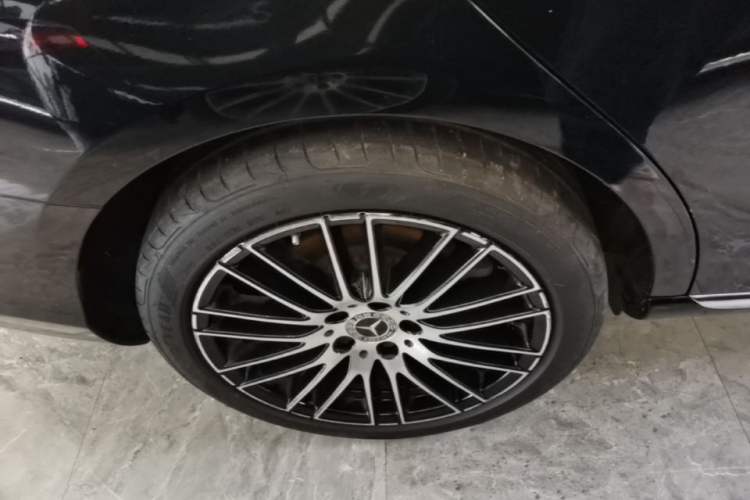 Used Mercedes-Benz C-Class 2023 Facelift C 260 L Right Rear Wheel Hub