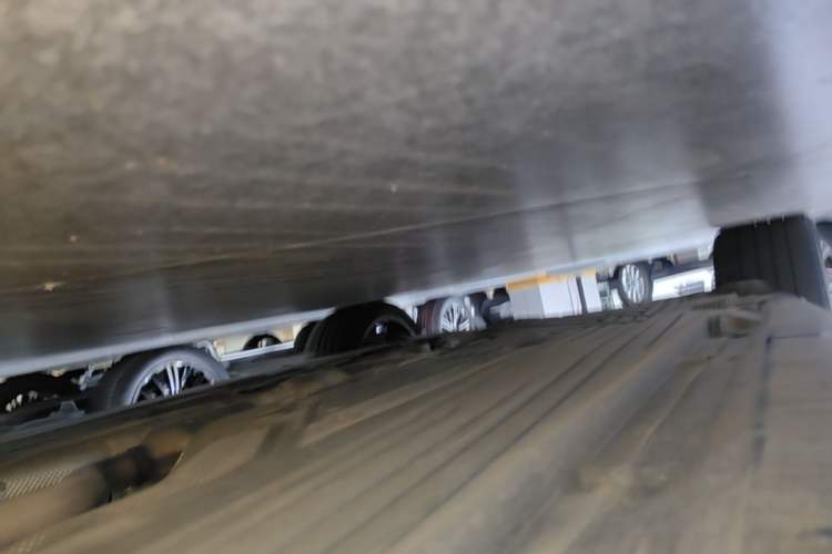 Used Mercedes-Benz C-Class 2023 C 200 L Sport Edition Right Side Sill