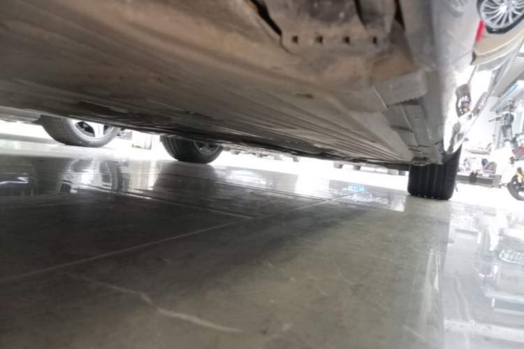 Used Mercedes-Benz C-Class 2023 Facelift C 260 L Right Side Sill