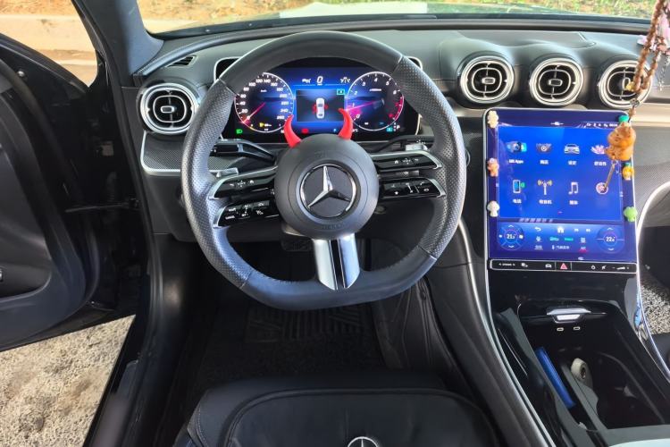 Used Mercedes-Benz C-Class 2023 Restyled C 260 L Night Edition Sports Version Steering Wheel