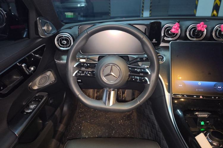 Used Mercedes-Benz C-Class 2023 Restyled C 260 L Night Edition Sports Version Steering Wheel