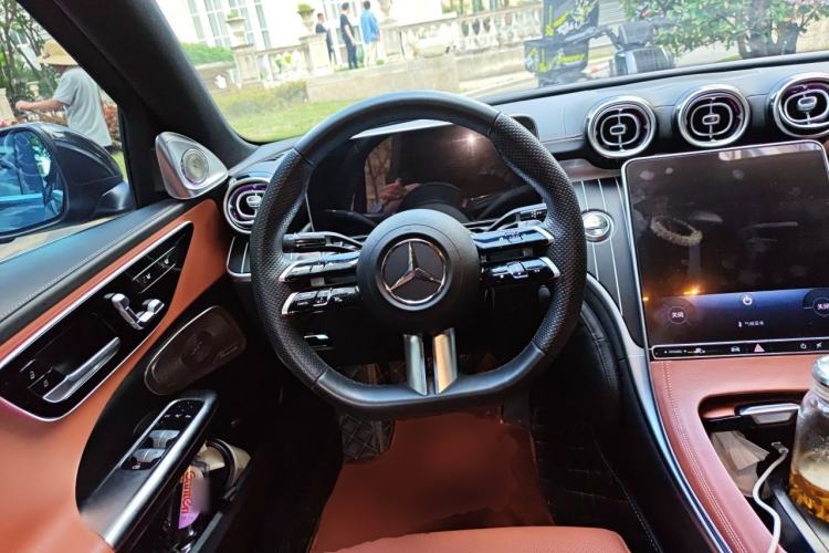 Used Mercedes-Benz C-Class 2023 Second Facelift C 260 L Sport Edition Steering Wheel