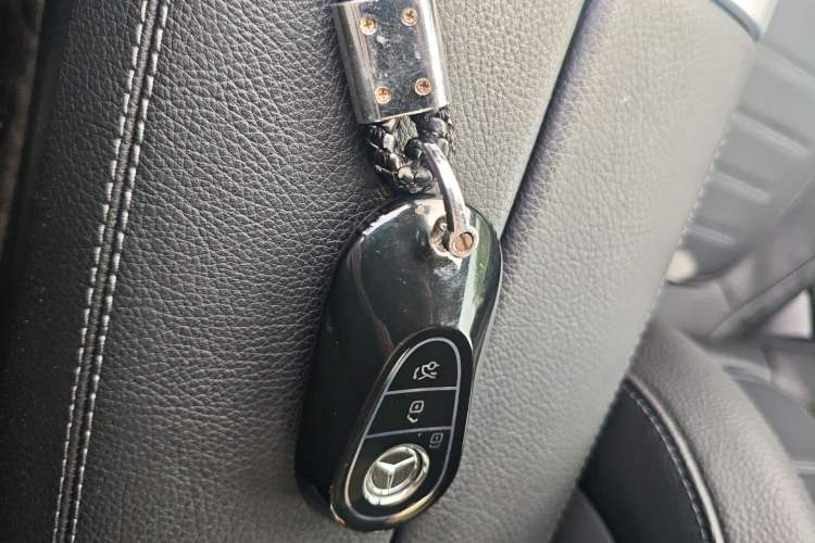 Used Mercedes-Benz C-Class 2023 C 260 L Sport Edition Vehicle Key