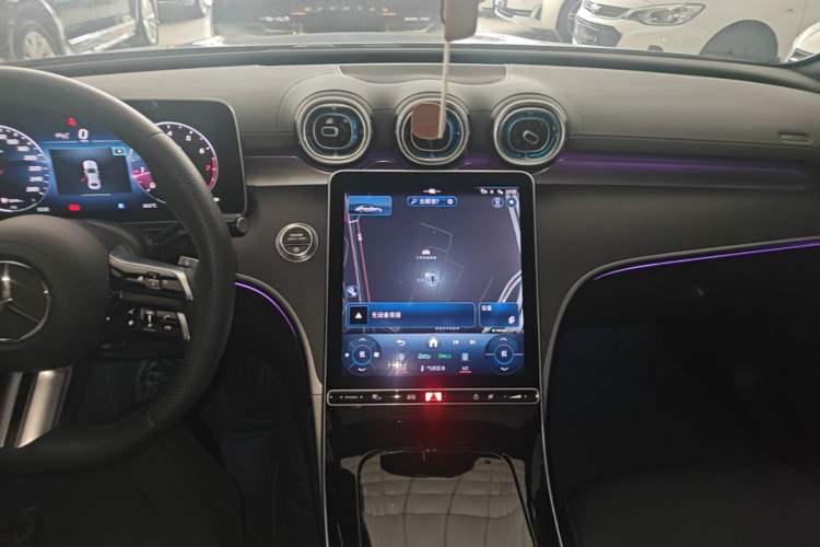 Used Mercedes-Benz C-Class 2023 Restyled C 260 L Sport Edition Audio And AC Panel