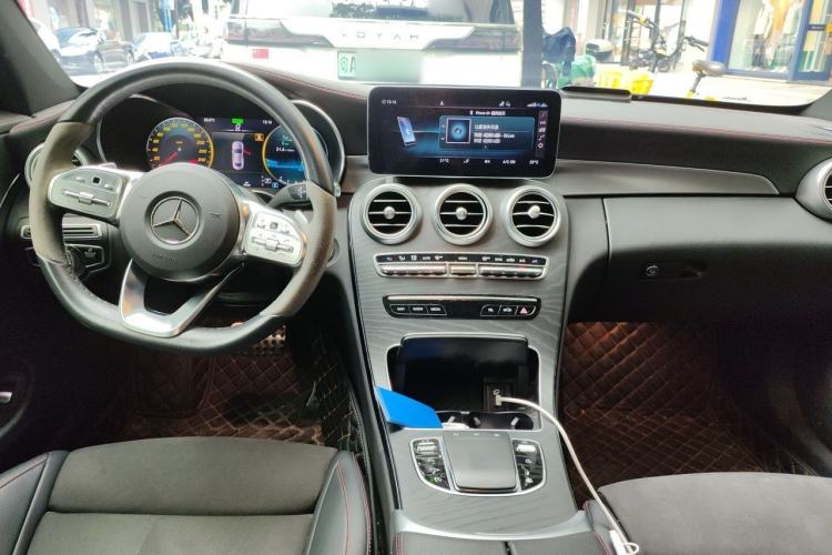 Used Mercedes-Benz C-Class 2023 C 260 Coupe Center Console