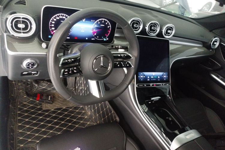 Used Mercedes-Benz C-Class 2023 Restyled C 260 L Sport Edition Center Console