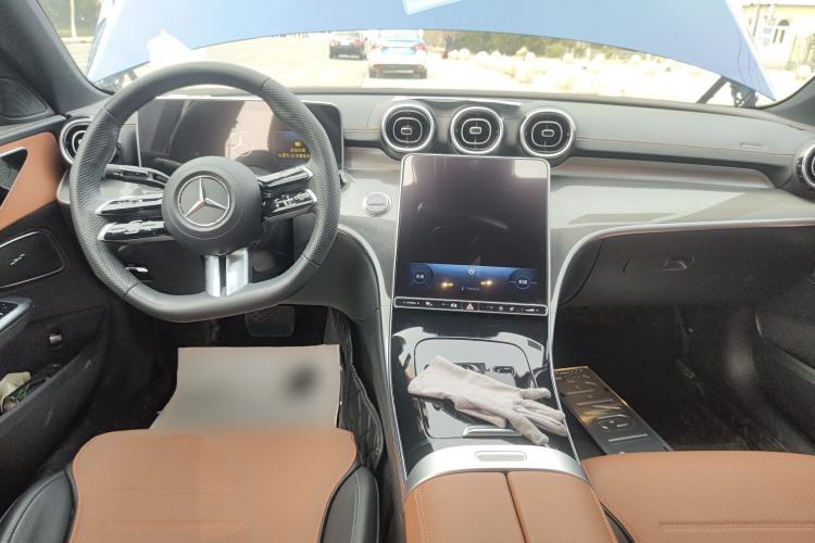 Used Mercedes-Benz C-Class 2023 C 200 L Sport Edition Center Console